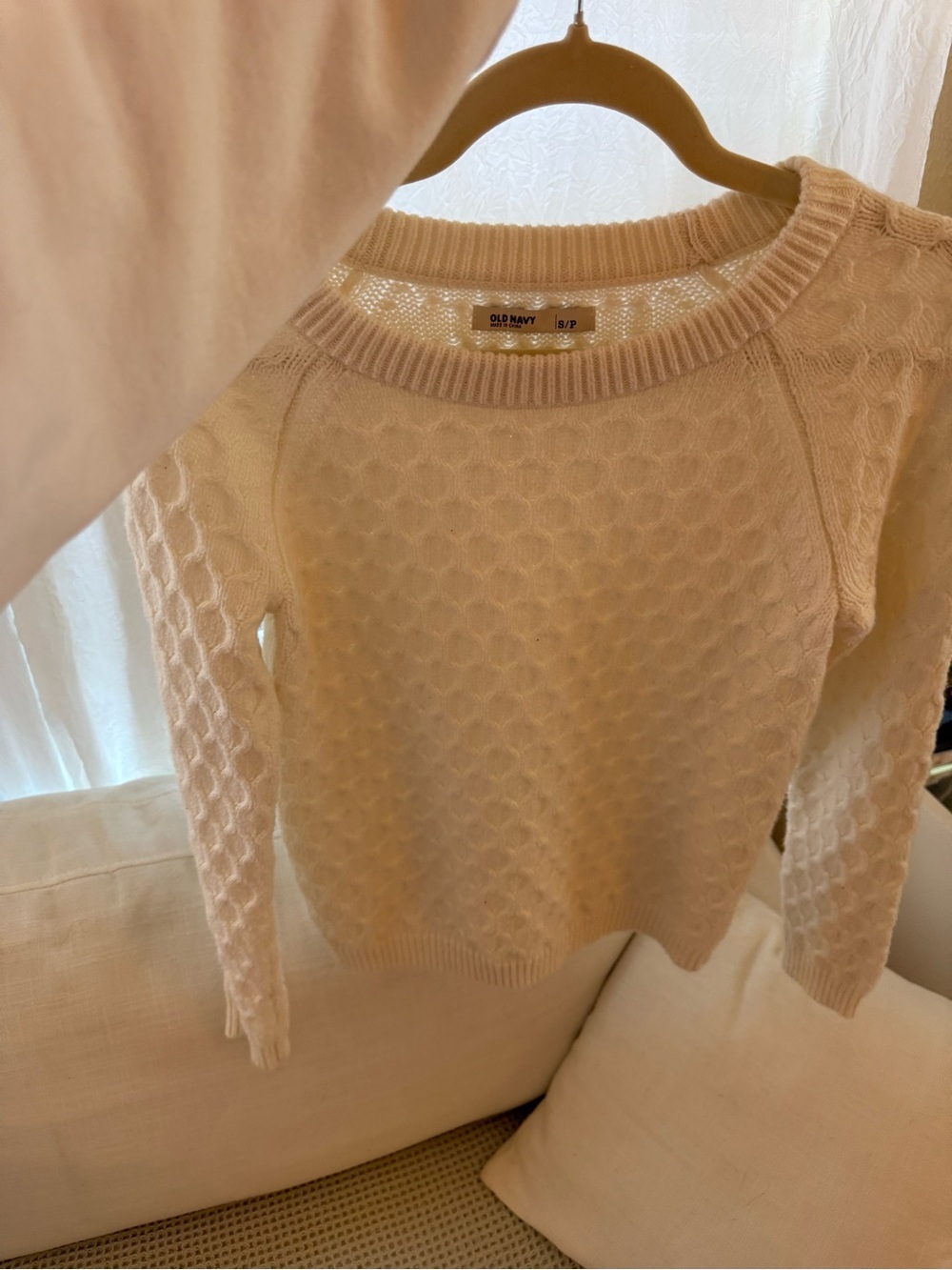 Old Navy Cream Cable Stitch Crewneck Sweater